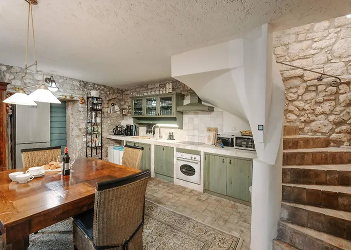 Villa Istrian Garden *