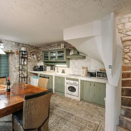 빌라 Istrian Garden *